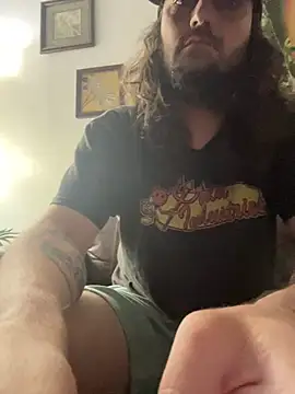 Snapshot of crashnasty chatting on 03/31/26, 02:46 crashnasty online show from 03/31/26, 02:46