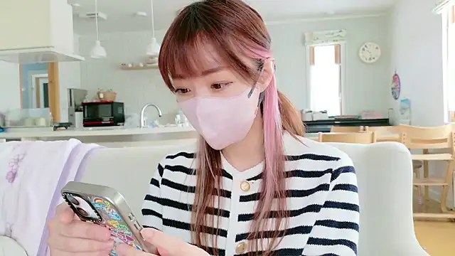 SUZU 1201 online show from 02/23/26, 01:25