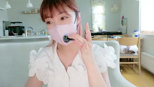 SUZU 1201 online show from 06/12/26, 02:32