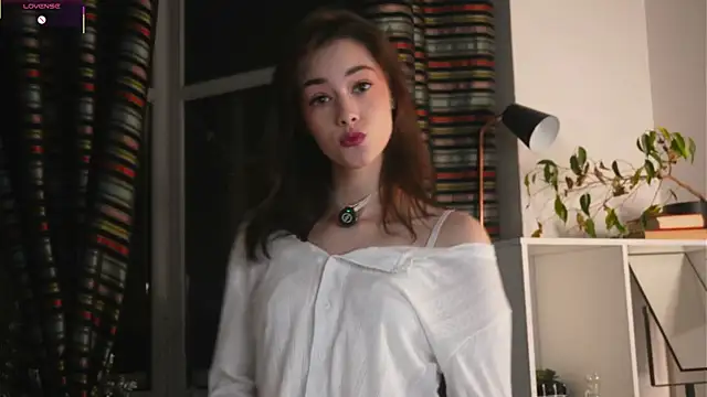 ttragedienne online show from 12/20/25, 02:07