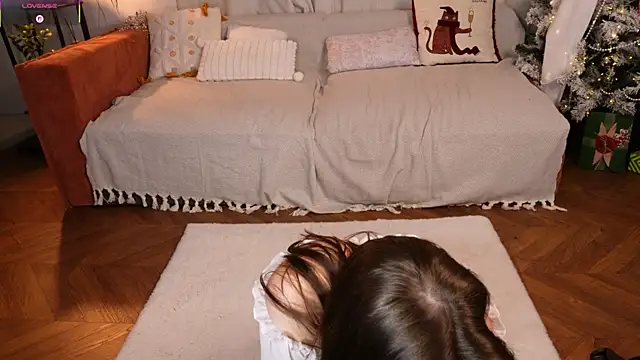 Snapshot of ttragedienne chatting on 01/09/26, 03:53 ttragedienne online show from 01/09/26, 03:53