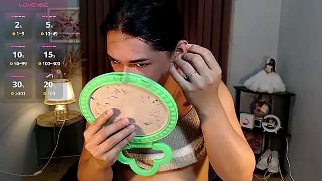 Snapshot of Kiethmadison_Miller chatting on 10/07/25, 11:57 Kiethmadison Miller online show from 10/07/25, 11:57