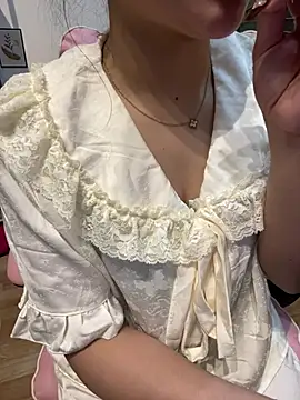 Snapshot of nusita_baby chatting on 02/25/26, 11:42 nusita baby online show from 02/25/26, 11:42