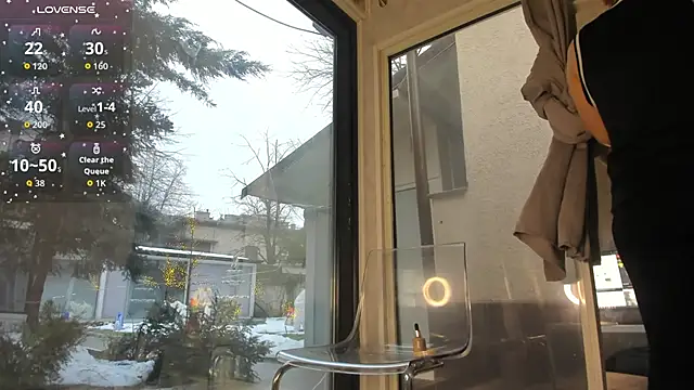 Ella Vee online show from 02/28/26, 06:03