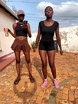 Melanin2002 online show from 11/14/25, 02:16