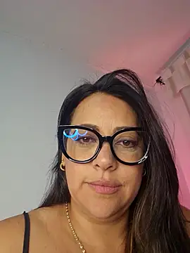 Nicoleefaith  online show from 04/25/26, 01:41