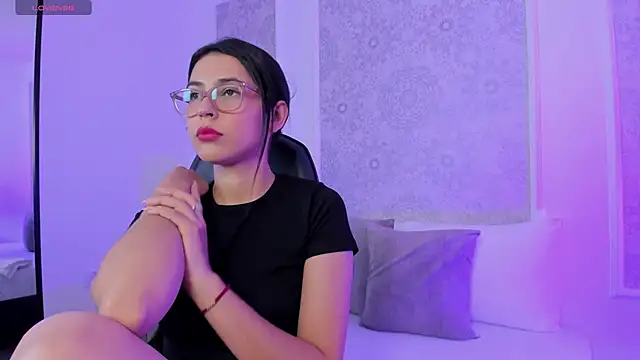 desireee  online show from 06/25/26, 12:42