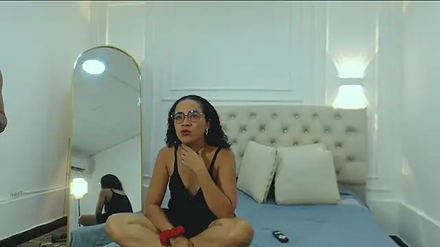 charlotte dante212 online show from 10/25/25, 03:47