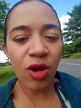 charlotte dante212 online show from 11/17/25, 04:46