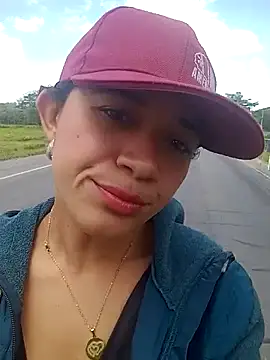 charlotte dante212 online show from 03/18/26, 04:43