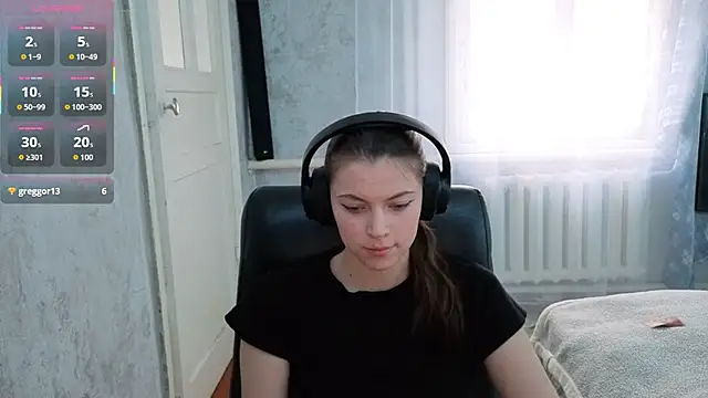 CutieAnny online show from 12/03/25, 04:53