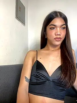 Snapshot of CassieSommereux chatting on 10/10/25, 05:56 CassieSommereux online show from 10/10/25, 05:56