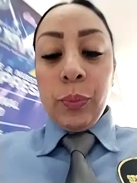 Snapshot of CRISTAL__11 chatting on 10/30/25, 01:12 CRISTAL 11 online show from 10/30/25, 01:12