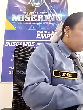 Snapshot of CRISTAL__11 chatting on 11/12/25, 12:49 CRISTAL 11 online show from 11/12/25, 12:49