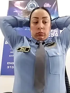 Snapshot of CRISTAL__11 chatting on 11/13/25, 12:48 CRISTAL 11 online show from 11/13/25, 12:48