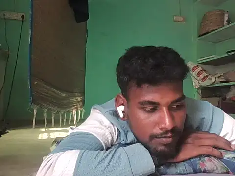 Snapshot of Tamilgud23 chatting on 05/17/26, 03:37 Tamilgud23 online show from 05/17/26, 03:37
