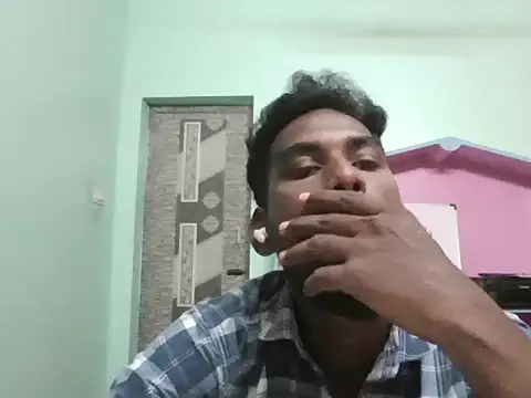 Snapshot of Tamilgud23 chatting on 05/23/26, 04:29 Tamilgud23 online show from 05/23/26, 04:29