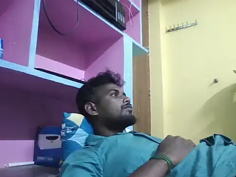 Snapshot of Tamilgud23 chatting on 05/25/26, 04:51 Tamilgud23 online show from 05/25/26, 04:51
