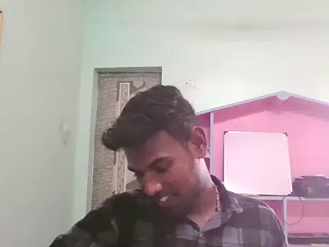 Snapshot of Tamilgud23 chatting on 05/30/26, 04:31 Tamilgud23 online show from 05/30/26, 04:31