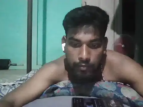 Snapshot of Tamilgud23 chatting on 06/25/26, 05:06 Tamilgud23 online show from 06/25/26, 05:06