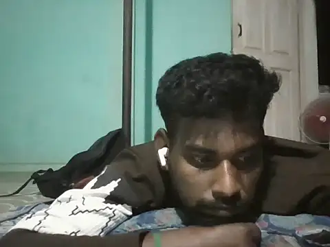 Snapshot of Tamilgud23 chatting on 07/04/26, 05:19 Tamilgud23 online show from 07/04/26, 05:19