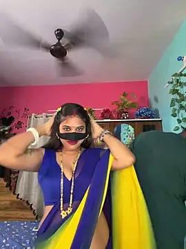 Snapshot of V-Hot-Sweti chatting on 04/10/26, 05:50 V-Hot-Sweti online show from 04/10/26, 05:50