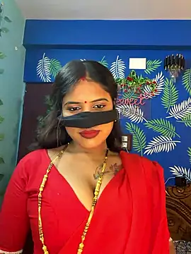Snapshot of V-Hot-Sweti chatting on 04/21/26, 05:50 V-Hot-Sweti online show from 04/21/26, 05:50