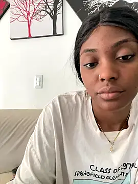 zaracollins01 online show from 10/23/25, 01:43