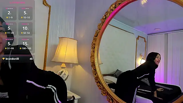 Manelyk evanss  online show from 10/24/25, 11:17