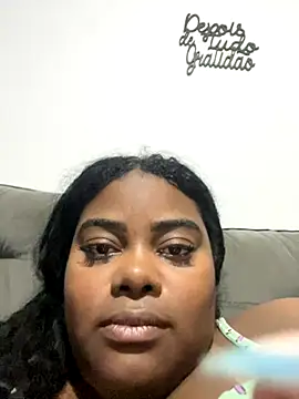 Snapshot of LunaSthena chatting on 10/26/25, 04:51 LunaSthena online show from 10/26/25, 04:51