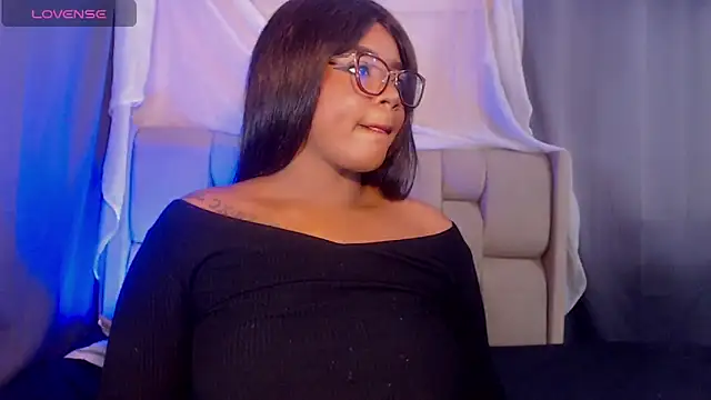 Mimi Gil online show from 02/05/26, 11:53