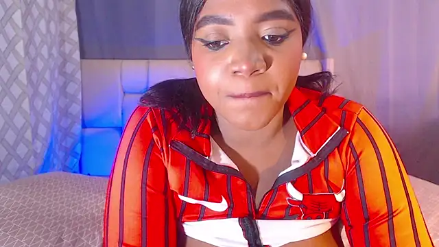 Mimi Gil online show from 03/18/26, 11:46