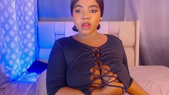 Mimi Gil online show from 03/19/26, 01:15