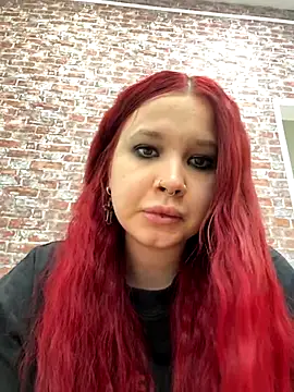 Snapshot of VeronicaLine chatting on 10/19/25, 04:13 VeronicaLine online show from 10/19/25, 04:13