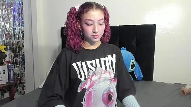Snapshot of sophia_arevalo chatting on 05/12/26, 03:36 sophia arevalo online show from 05/12/26, 03:36