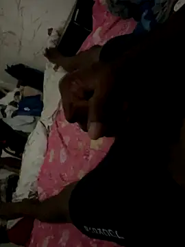 babybaby2000- online show from 09/11/25, 12:33