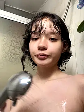 Snapshot of sukubo__ chatting on 10/06/25, 06:05 sukubo online show from 10/06/25, 06:05