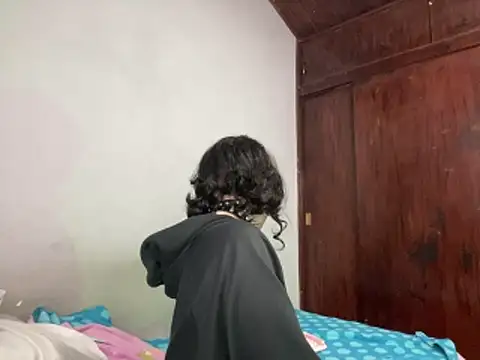 Snapshot of sukubo__ chatting on 11/29/25, 04:59 sukubo online show from 11/29/25, 04:59