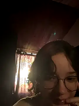 Snapshot of sukubo__ chatting on 11/30/25, 10:03 sukubo online show from 11/30/25, 10:03