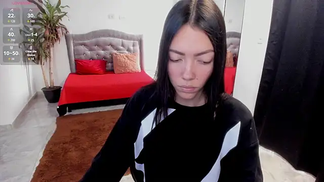 Snapshot of fox_valerie chatting on 04/09/26, 03:17 fox valerie online show from 04/09/26, 03:17