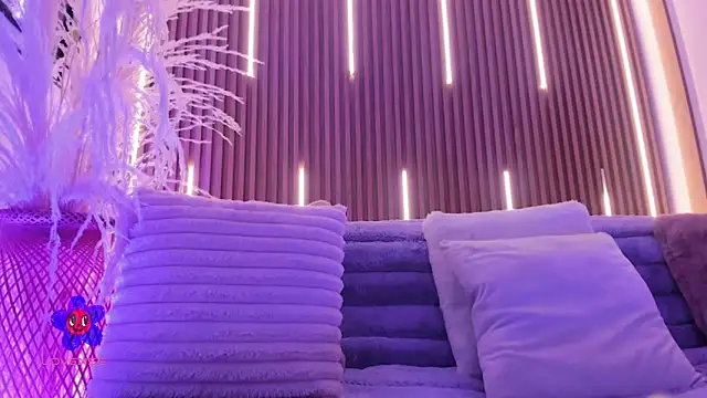 ArianaSantana online show from 11/15/25, 12:56