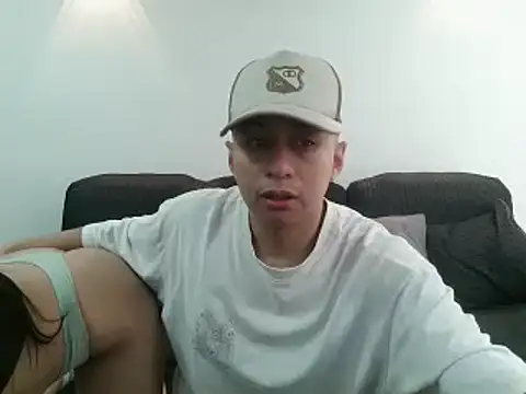 Snapshot of eros_walker chatting on 09/24/25, 08:01 eros walker online show from 09/24/25, 08:01