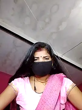 Snapshot of Rashili_jaan chatting on 09/17/25, 11:28 Rashili jaan online show from 09/17/25, 11:28