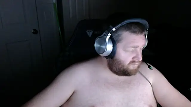 Snapshot of NeedyGlister chatting on 09/30/25, 08:08 NeedyGlister online show from 09/30/25, 08:08