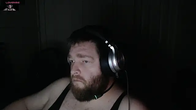 Snapshot of NeedyGlister chatting on 11/07/25, 08:58 NeedyGlister online show from 11/07/25, 08:58