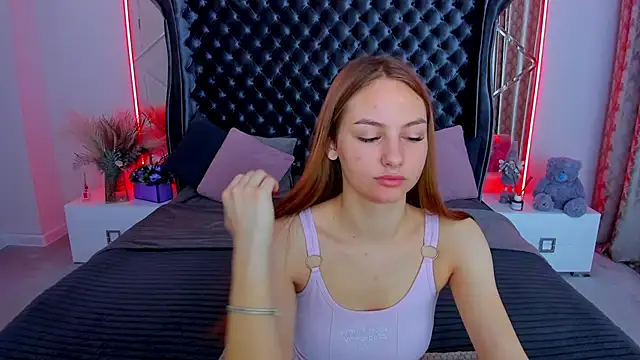 MilaAddams online show from 06/12/26, 05:50