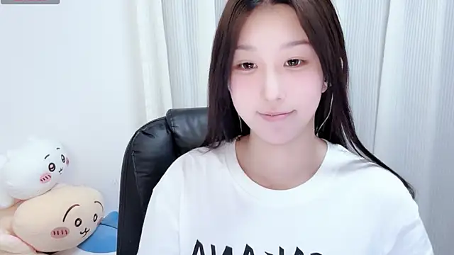 Winnie666- online show from 12/15/25, 05:17