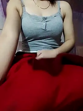 LucyyLy online show from 11/18/25, 11:47