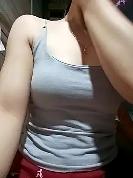 LucyyLy online show from 05/16/26, 10:52
