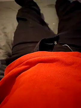 Snapshot of Alberto2840 chatting on 09/16/25, 01:12 Alberto2840 online show from 09/16/25, 01:12